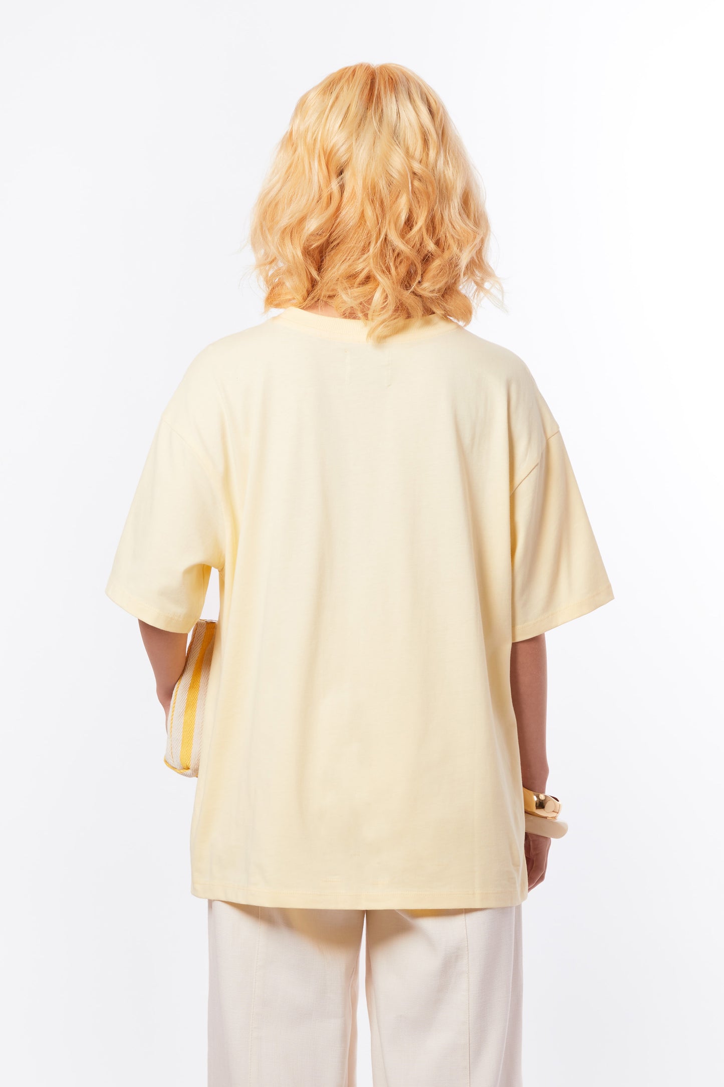 T-shirt jaune beurre