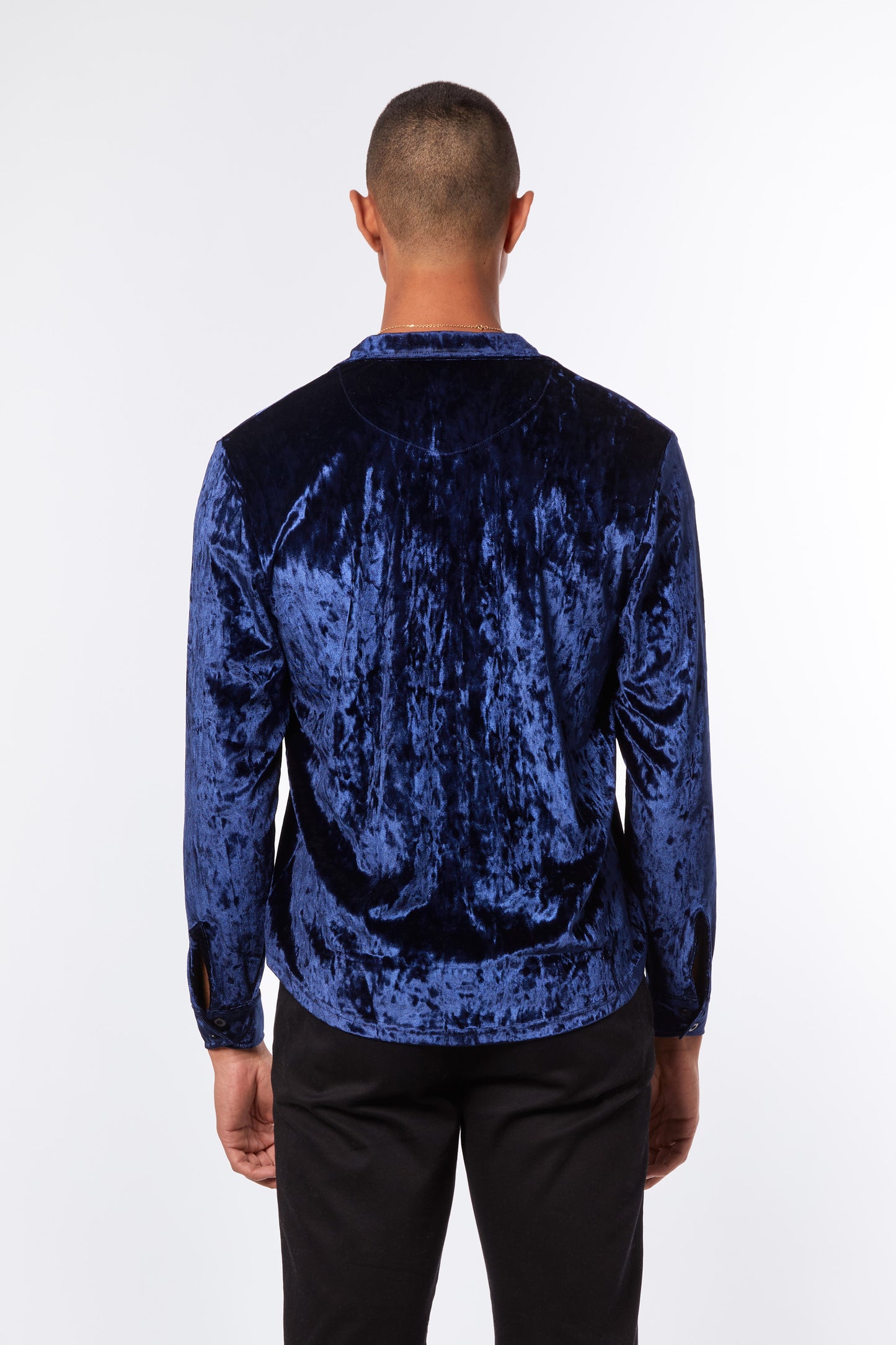 Chemise bleu roi en velours glacé